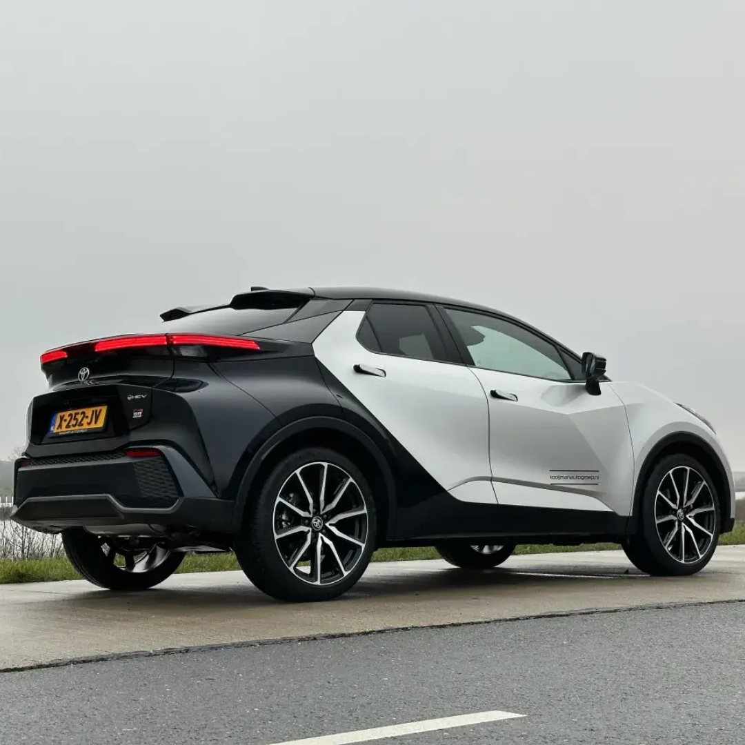 Toyota C-HR 2 Toyota C-HR - Afbeelding 2